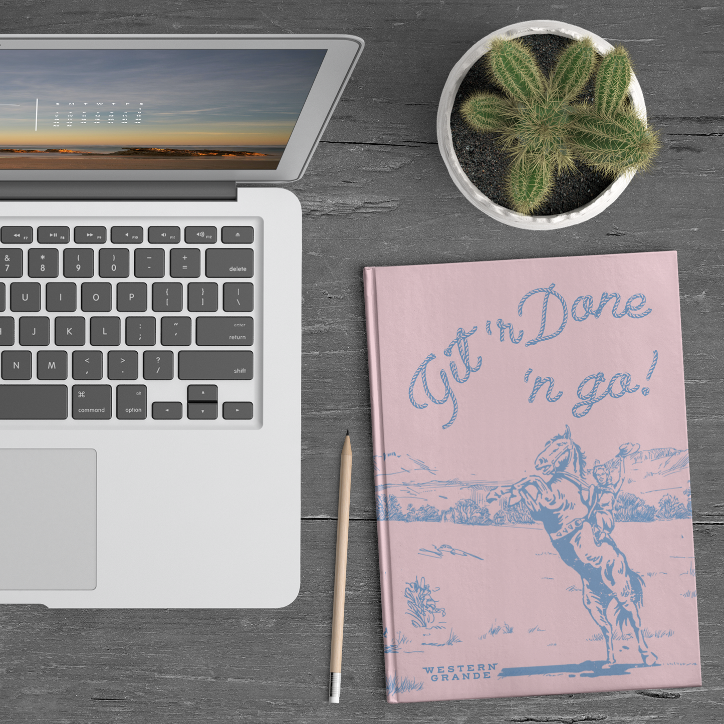 PINK_JOURNAL_HC_Lifestyle_02_Mockup.png