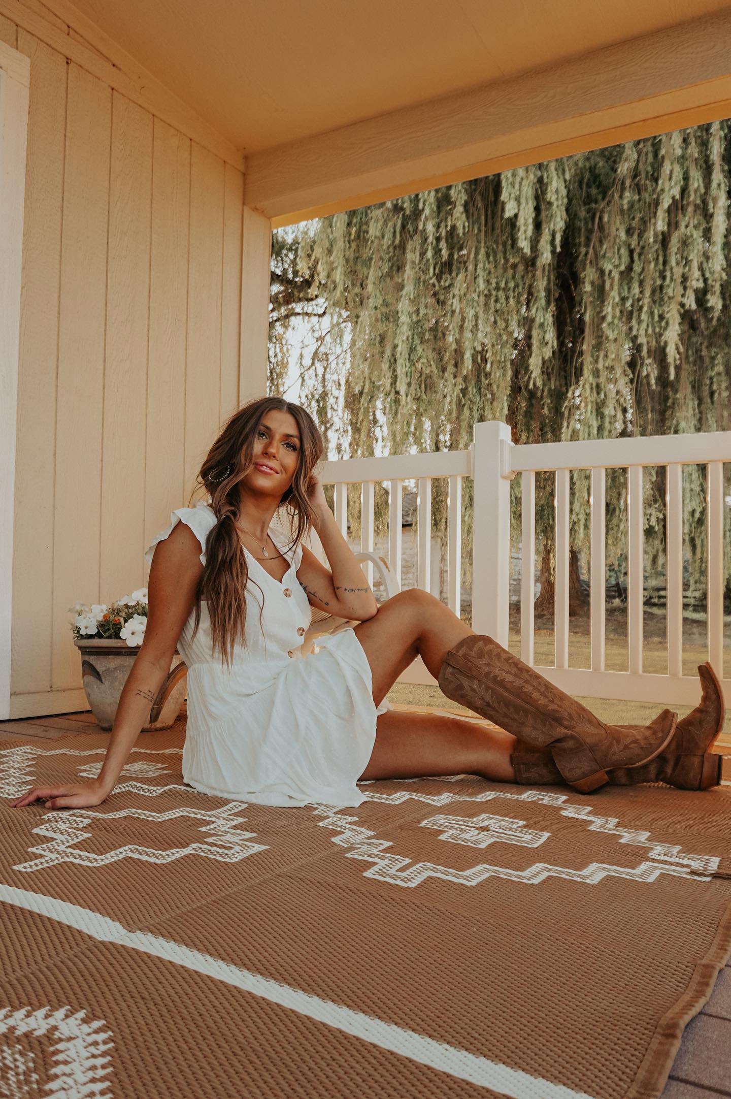 RANCH RUGS - 6ft x 9ft - ALPINE - Tan + Ivory – WesternGrande